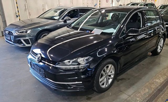 Volkswagen Golf VII Lim.2.0TDI Comfortline/Navi/10800netto