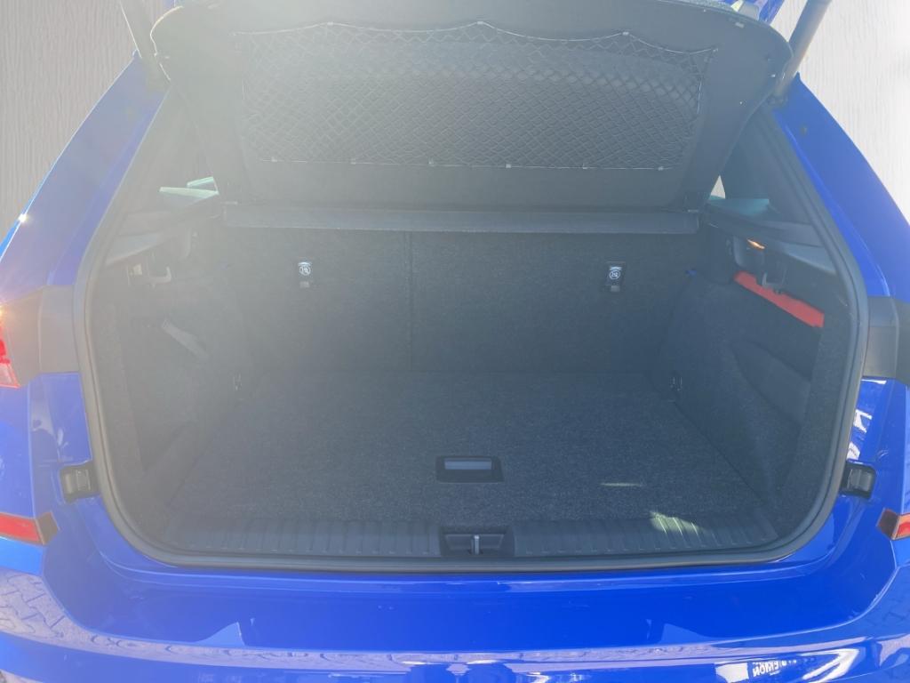 Skoda Kamiq 1.5 TSI Monte Carlo AHK ACC LED RKam elHec