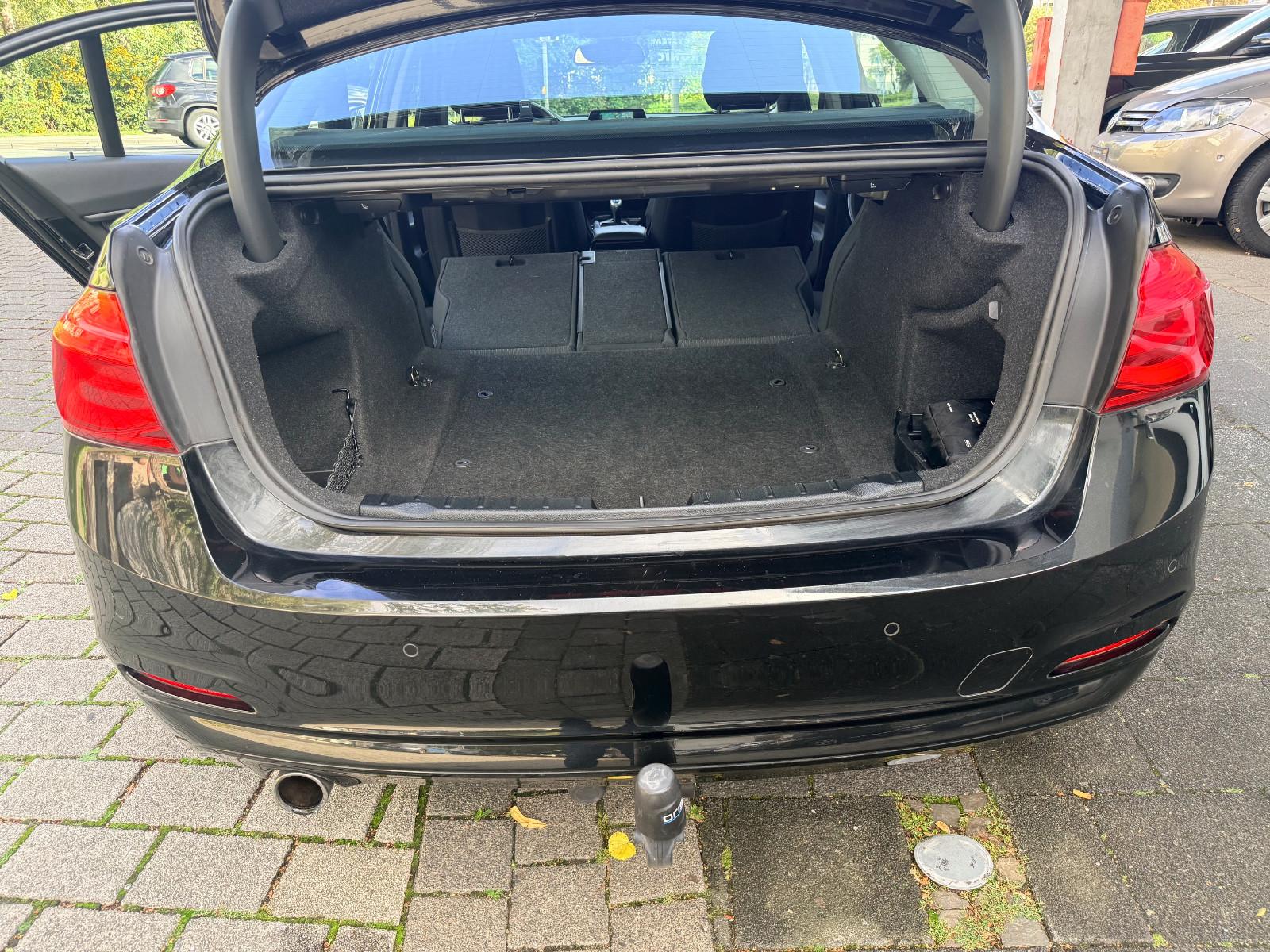 BMW 318 i,Limo,Navi,PDC v&h,LED,AHK