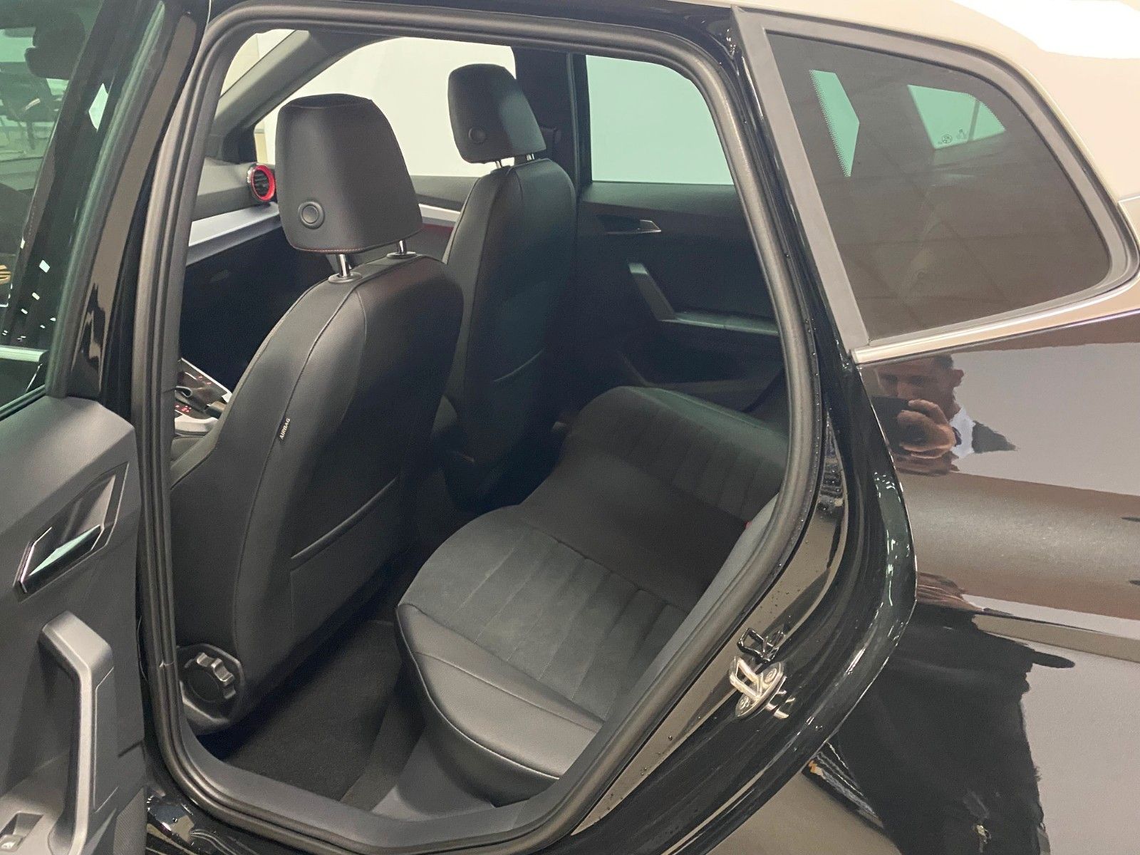 Fahrzeugabbildung SEAT Arona 1.0 TSI FR Garantie 2030+voll LED++KAMERA+