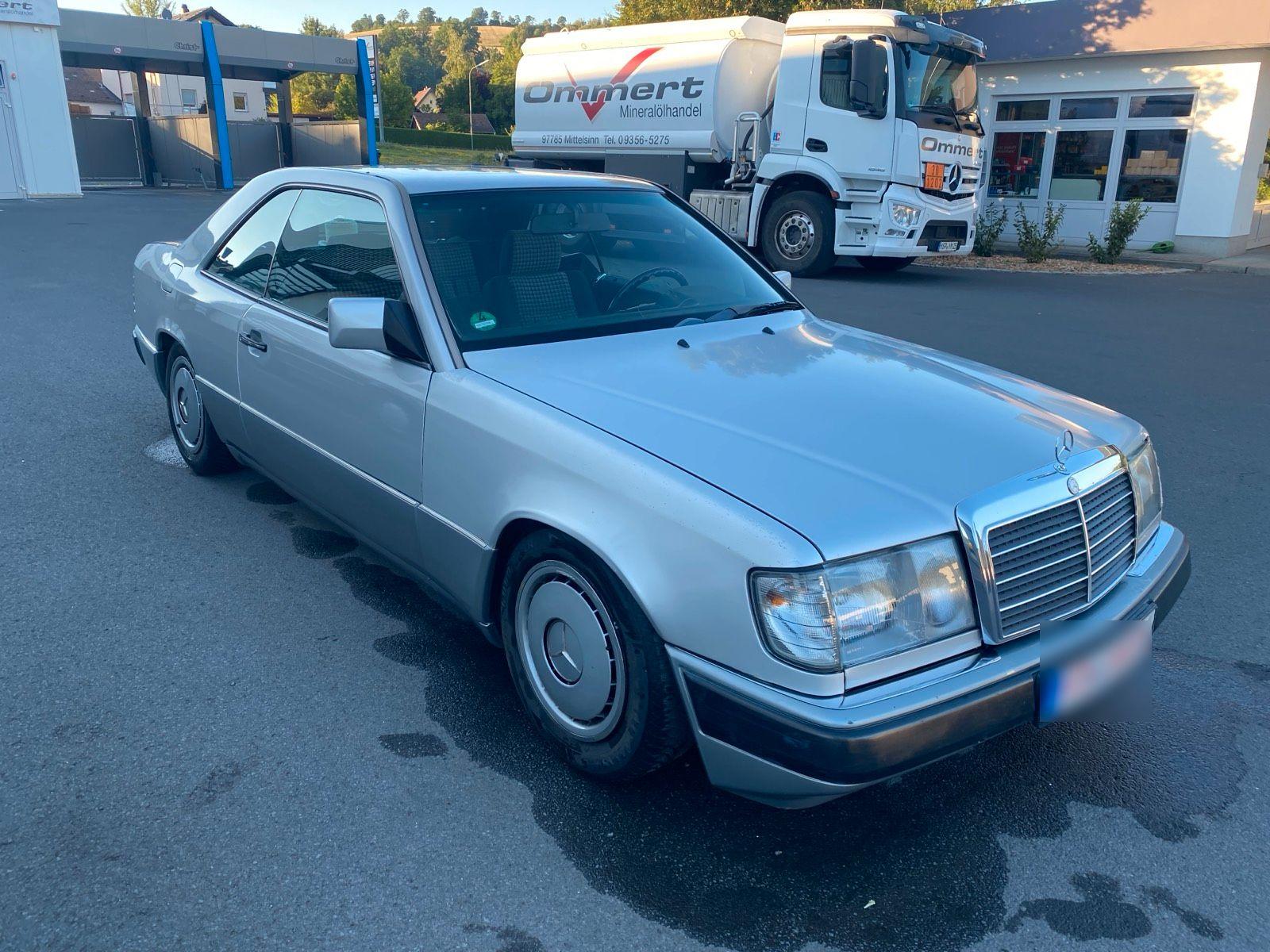 Mercedes-Benz CE 220