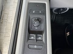Fahrzeugabbildung Volkswagen T6.1 Caravelle 3x Klimaautmatik AHK 68000Km