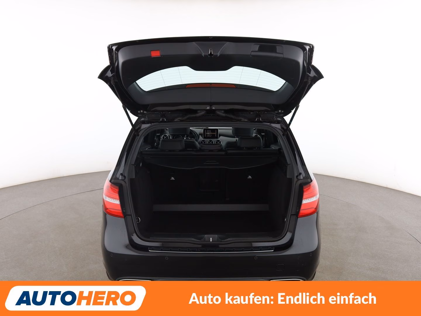 Mercedes-Benz B 180 Urban Aut.*NAV*LED*TEMPO*PDC*SHZ*ALU*KLIMA