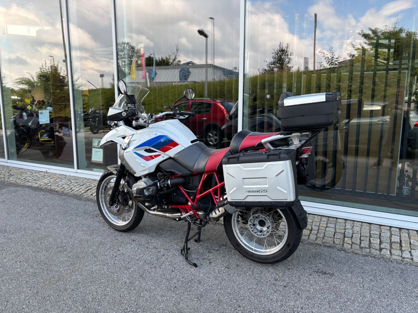 Fahrzeugabbildung BMW R 1200 GS Sondermodell Rallye aus 1. Hand