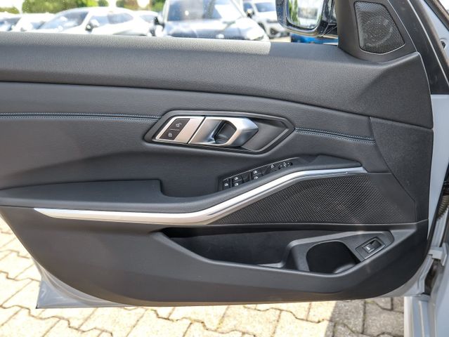 BMW 320, 2023 — 20