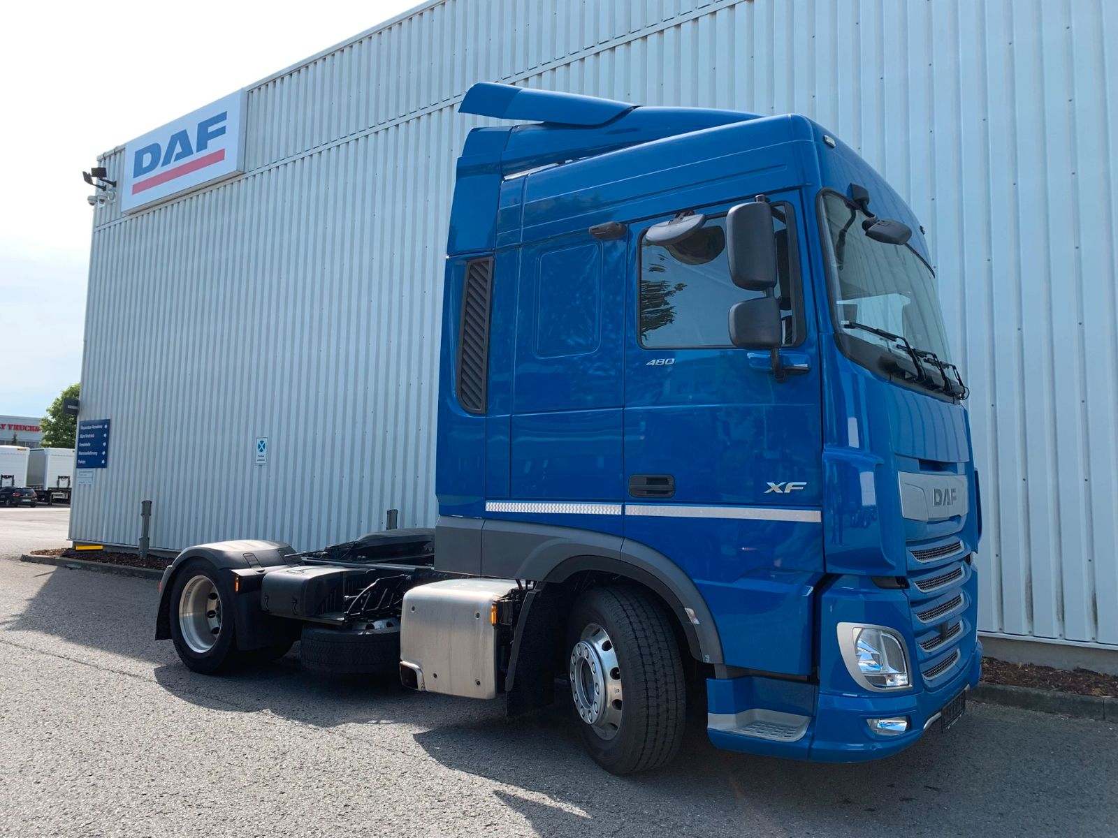 Fahrzeugabbildung DAF FT XF 480 SC LD