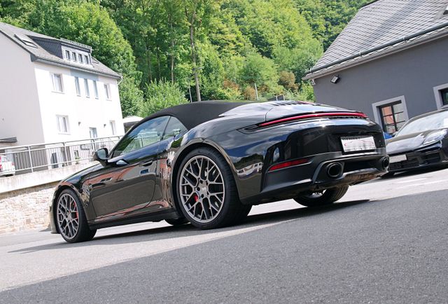 Porsche 992.2 S Cabrio*Sportab.,Chrono,ACC,BOSE,14-Wege*