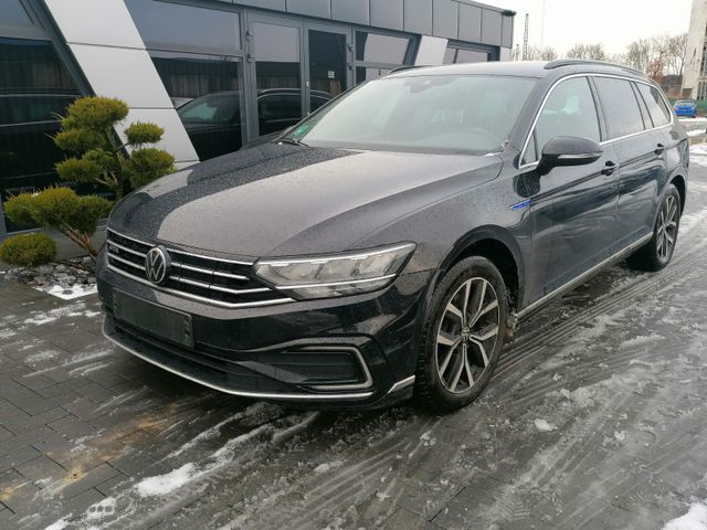 Volkswagen Passat Variant GTE 1.4 TSI/TRAVEL/PDC/SHZ