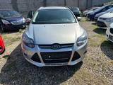 Ford Focus Turnier Champions Edition - Ford Focus aus 2012 mit Diesel-Antrieb: Kombi