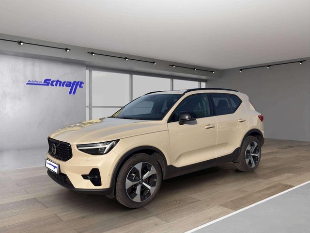 Volvo XC40 Plus Dark B4 2WD Deal Attack bis 30.10.2026