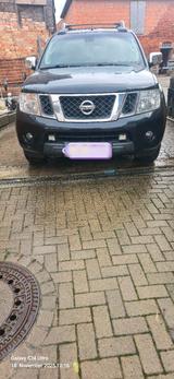 Nissan  Navara D40 Doppelkabine - Nissan Navara: D40