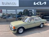 Mercedes-Benz 200 - Mercedes-Benz aus 1982