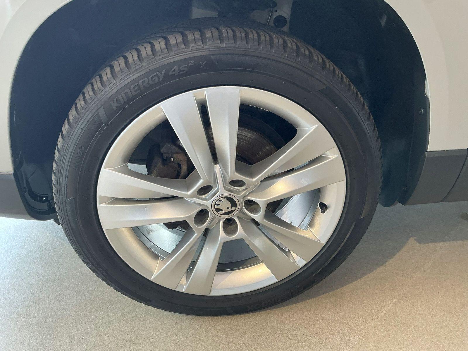 Skoda Karoq 1.6 TDI Style | Navi | Sitzhzg | Rüc