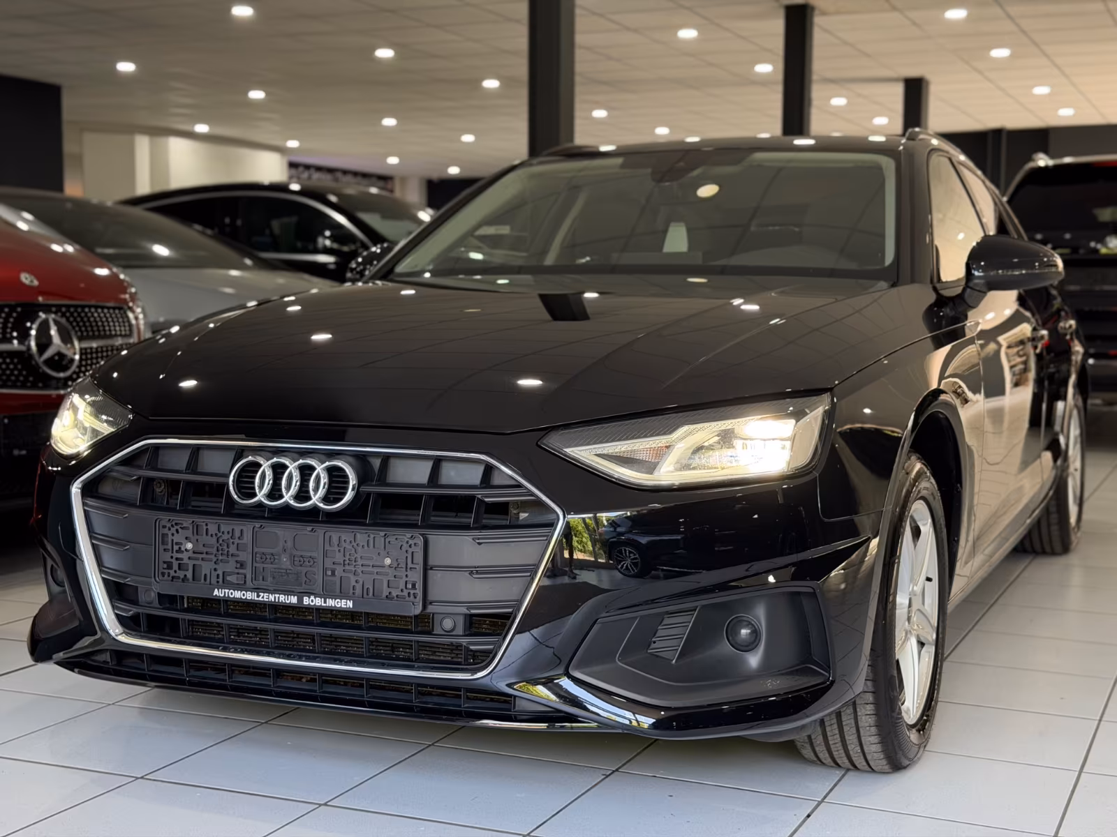 Audi A4 Avant 30 TDI*BUSINESS*PRE-SENSE*APS*MMI*LED*