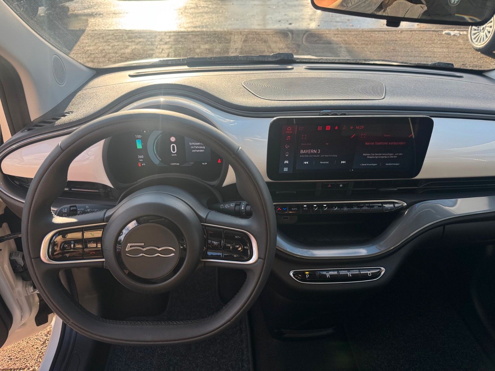 Fahrzeugabbildung Fiat 500e Carplay Touch USB Klima
