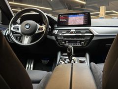 BMW 520 M Sport /LED/Kamera/Winterfreude/4-Zo.