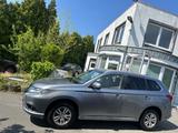 Mitsubishi Outlander PHEV Basis 4WD - Mitsubishi Outlander in Duisburg