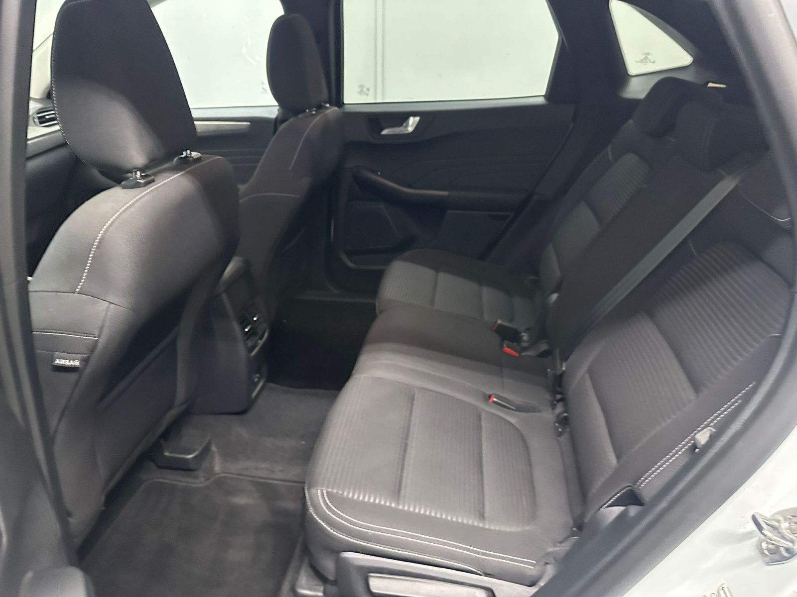 Fahrzeugabbildung Ford Kuga 2.0 4 x 4 EcoBlue Titanium AHK*WINTER-PA