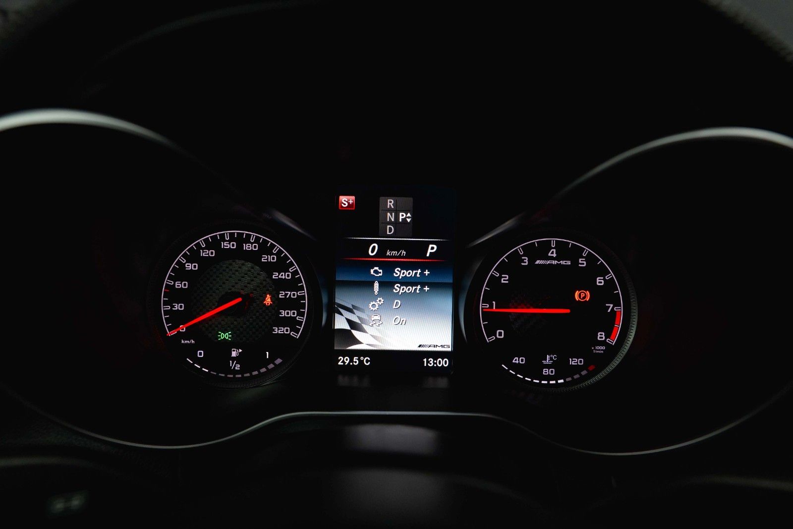 Fahrzeugabbildung Mercedes-Benz C 63 AMG Coupe Edition 1 Night Carbon *ACC*LED*