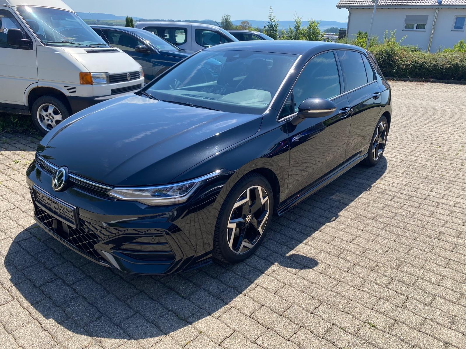 Volkswagen Golf VIII Lim. 1.5 TSI*R-Line*1. Hand Face Lift