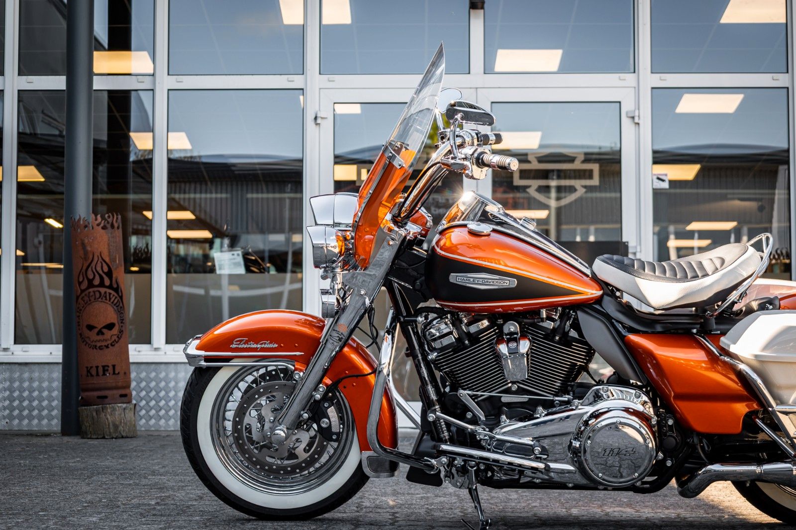 Fahrzeugabbildung Harley-Davidson Electra Glide Highway King  - JEKILL&HYDE  -