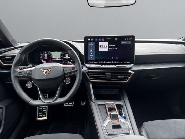 Leon ST VZ 2.0 TSI 4Drive *AHK+Panodach+Navi+ACC