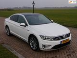 Volkswagen Passat 1.4 TSI GTE Highline klima PANO * 9999 NE - Volkswagen Passat: 1.9