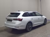 Skoda Octavia Kombi 2.0 TDI Ambition Navi LED vc RfK - Skoda Octavia: Ambition