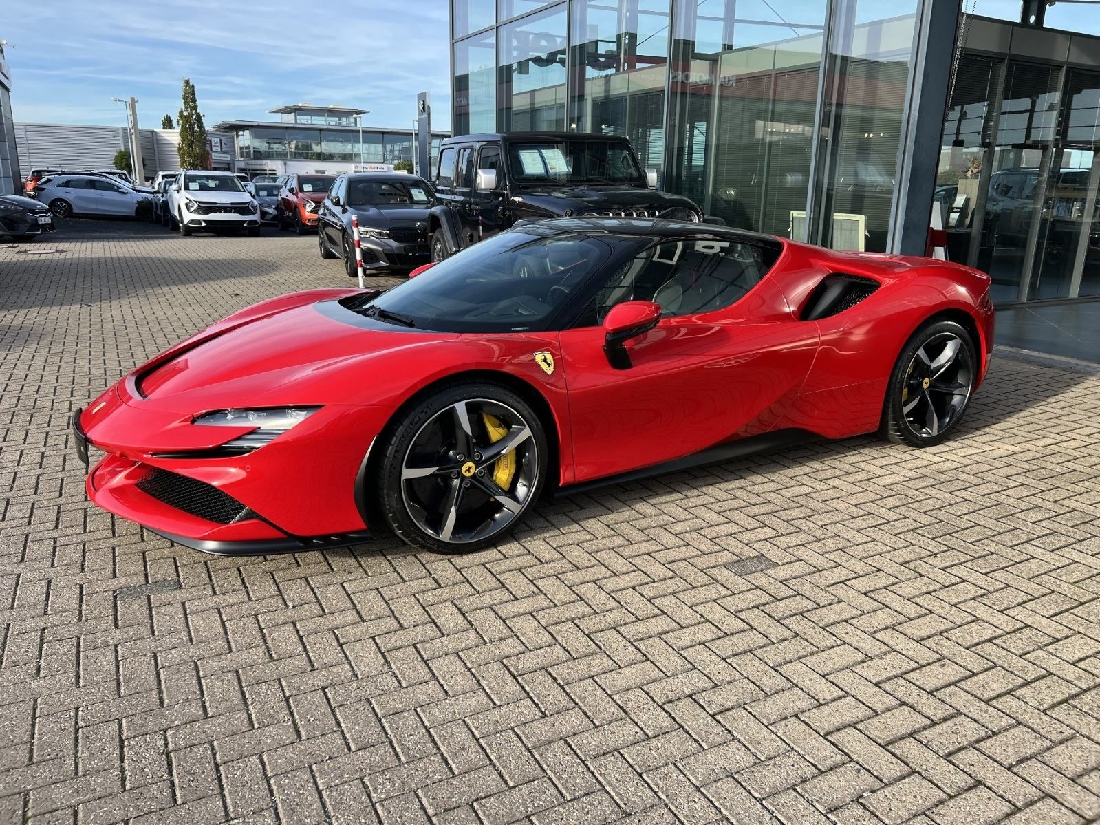 FERRARI SF90