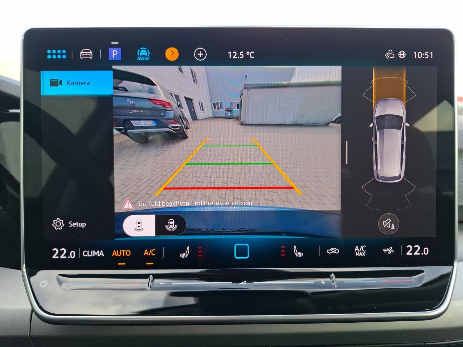 Fahrzeugabbildung Volkswagen Golf VIII Variant TSI Life Standhzg. LED Navi AI