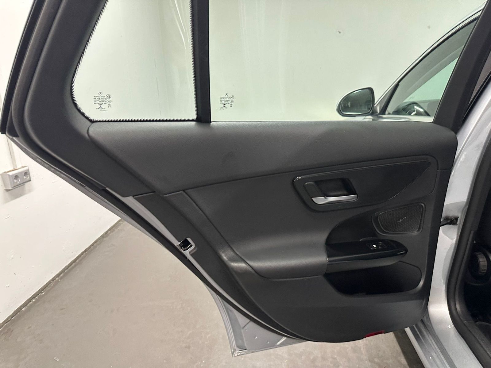 Fahrzeugabbildung Mercedes-Benz C 200 d T Autom *DISTRO*LED*NAVI*AHK*AVANTGARDE