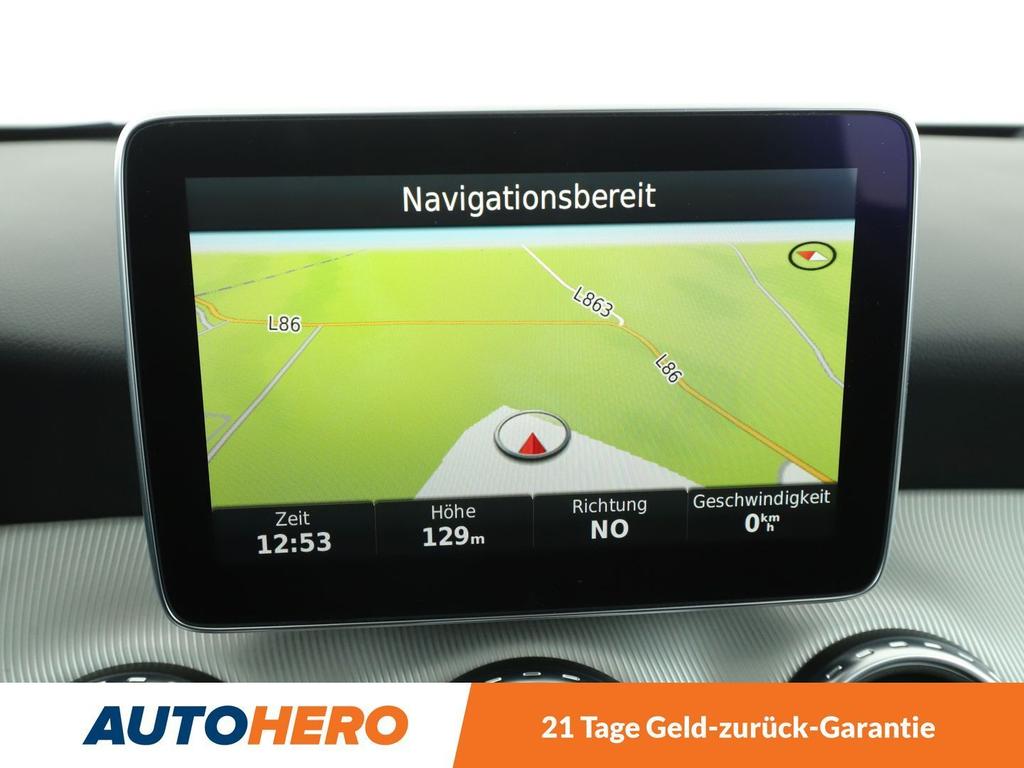 Mercedes-Benz GLA 200