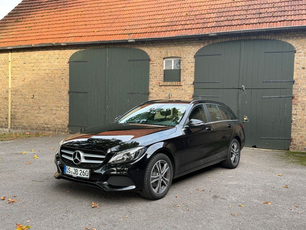 Image of Mercedes-Benz C 200