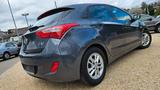 Hyundai i30 1.6+TÜV+GARANTIE+XENON+PARKS+KLIMA+1HAND - Hyundai i30 Gebrauchtwagen