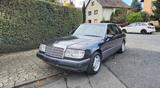 Mercedes-Benz E-Klasse W124 2.2 AUTOMATIK / TÜV 11/2025 - Mercedes-Benz 220 Gebrauchtwagen in Mannheim