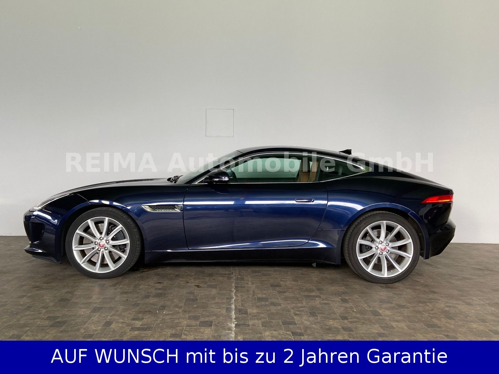 Fahrzeugabbildung Jaguar F-TYPE 3,0 V 6 Coupe  , Sport-Klappenauspuff