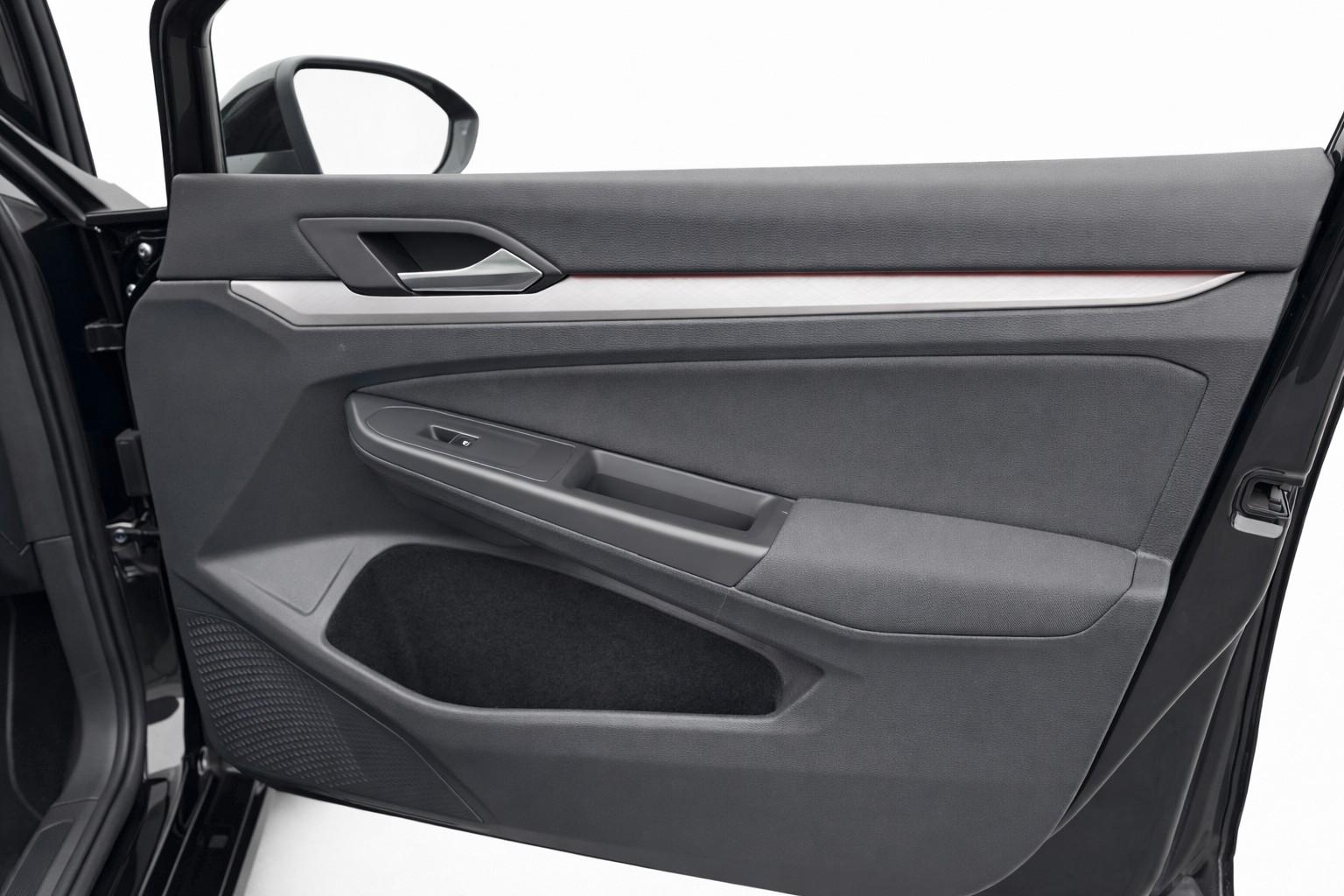 Volkswagen Golf VIII Variant Automatik AHK Navi Amb. Light, миниатюра 17