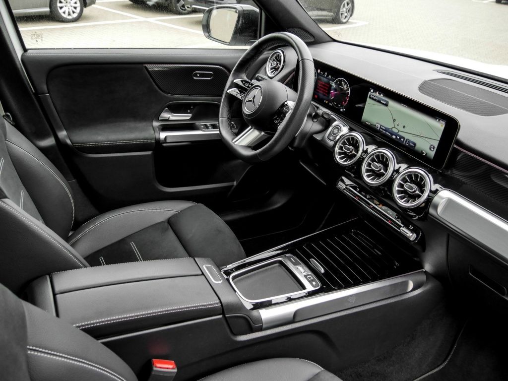 Mercedes-Benz GLB 250 4M AMG-Sport Pano AHK 360 7Sitze MBeam foto 4