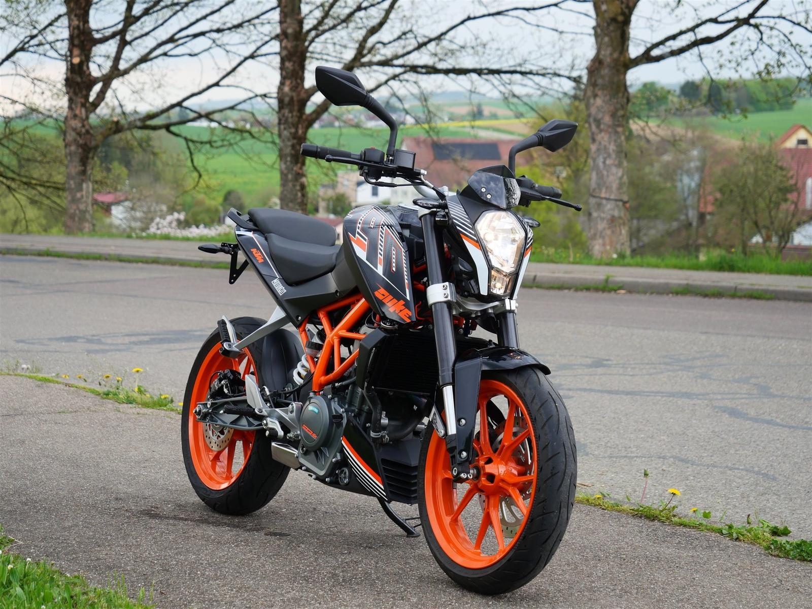 KTM 390 Duke Kurzer Kennzeichenhalter