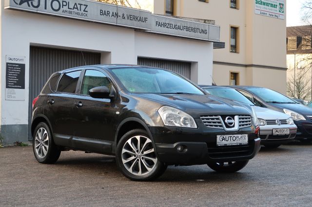 Nissan Qashqai 1.5dCi *PANORAMA *LEDER *NAVI *KAMERA