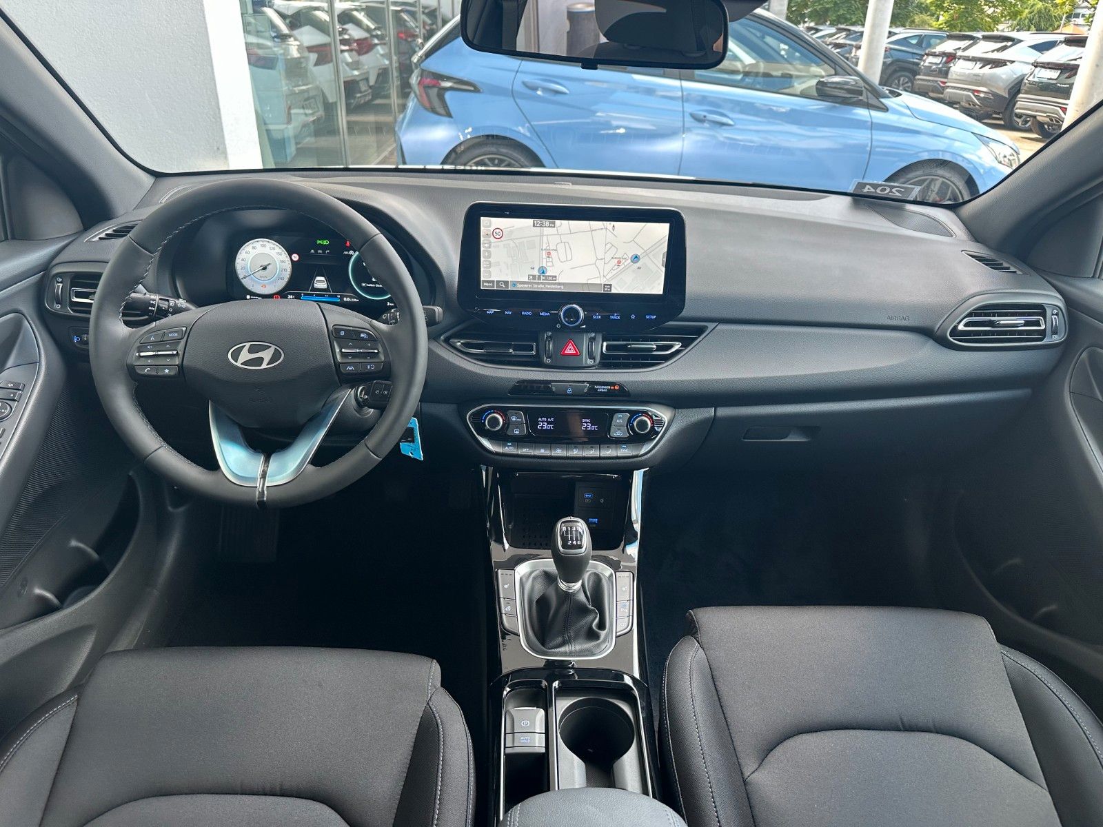 Fahrzeugabbildung Hyundai i30 Advantage 1.0l 100PS Navi/PDC!