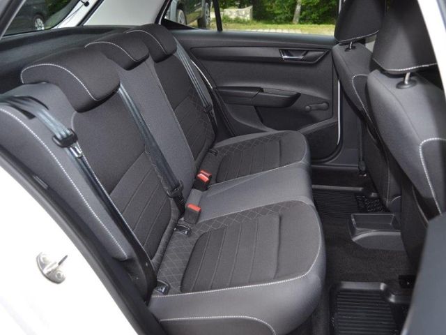 Fabia 1.0 TSI Ambition INFOTAUNMENT-PAKET/NAVI/S