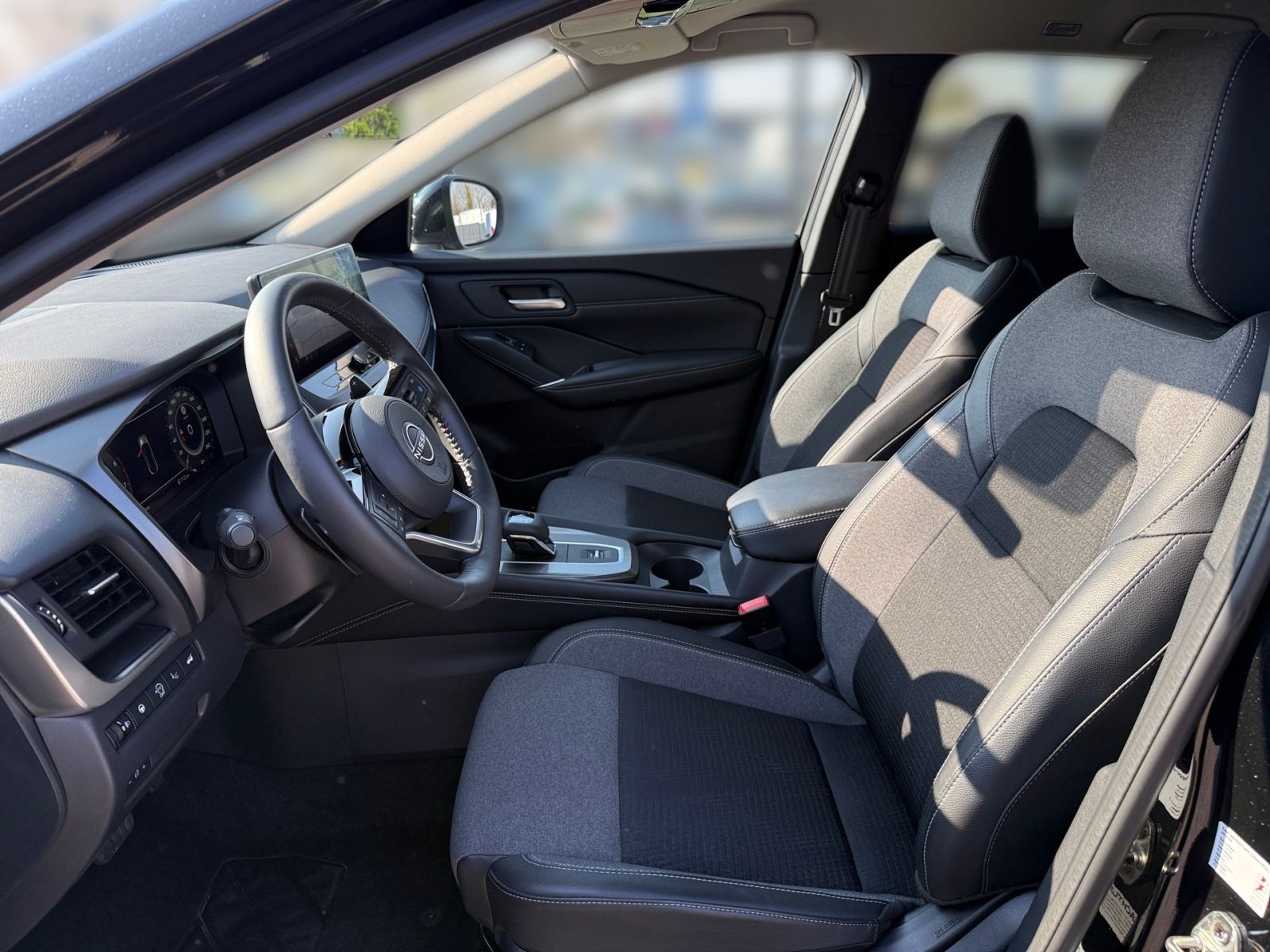 Fahrzeugabbildung Nissan Qashqai 1.3 DIG-T MHEV N-Connecta X-TRONIC *AHK*