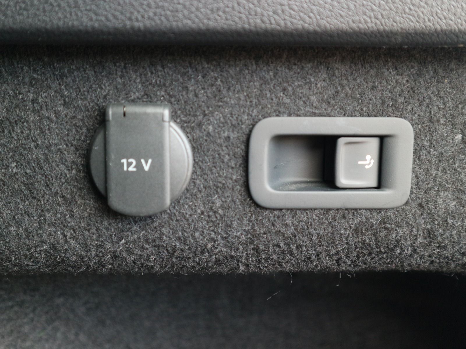 Volkswagen Passat Variant - Bild 16