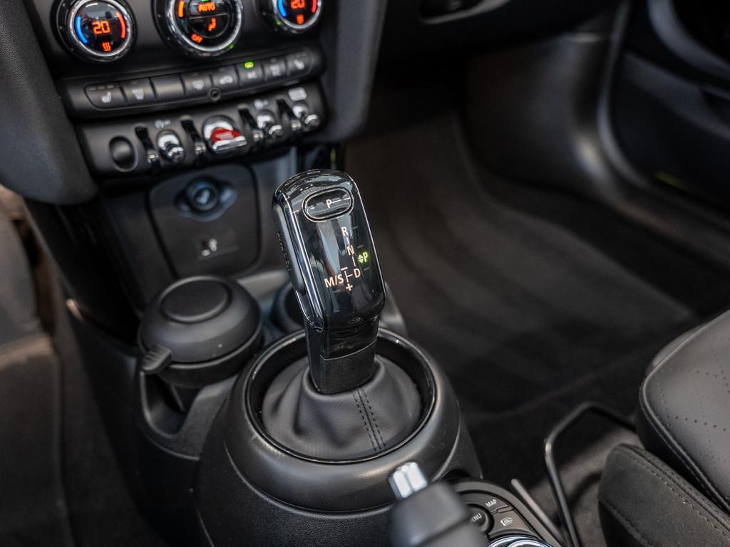 MINI Cooper S Cabrio Classic Trim FACEL. LED LEDER