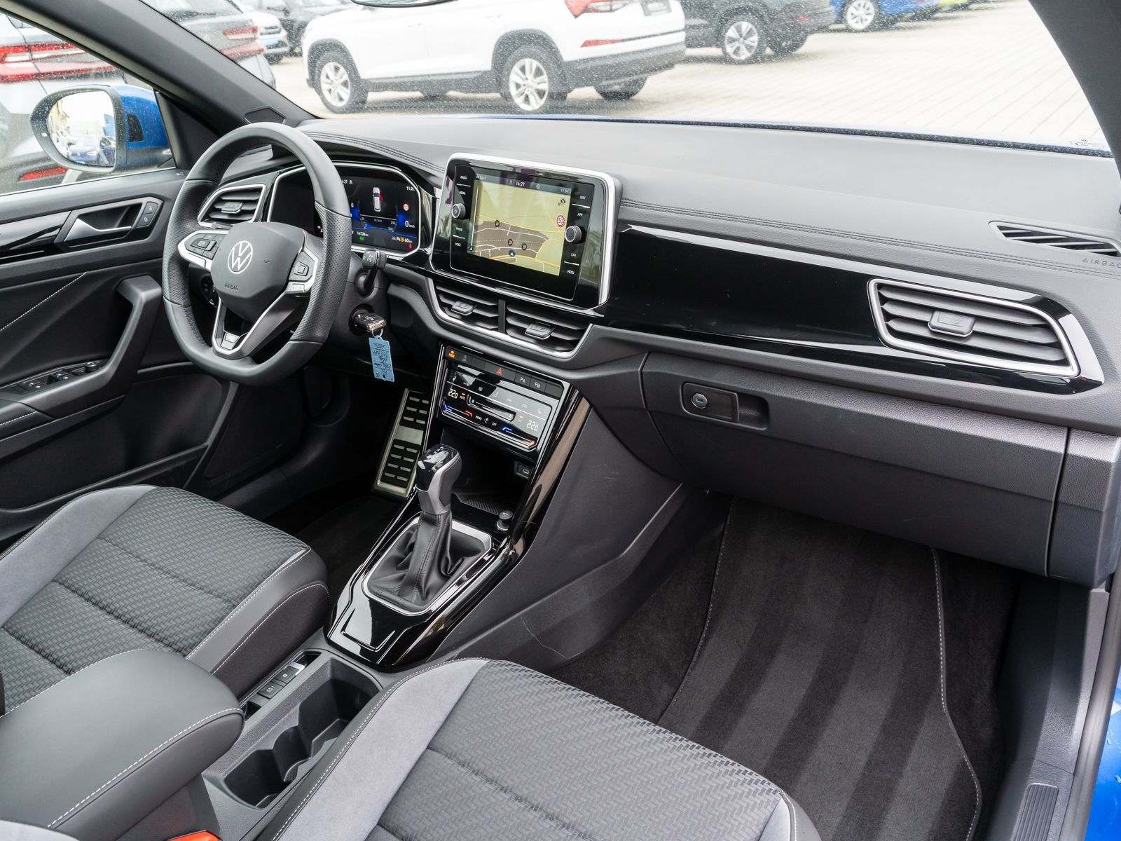 Volkswagen T-Roc - Bild 7
