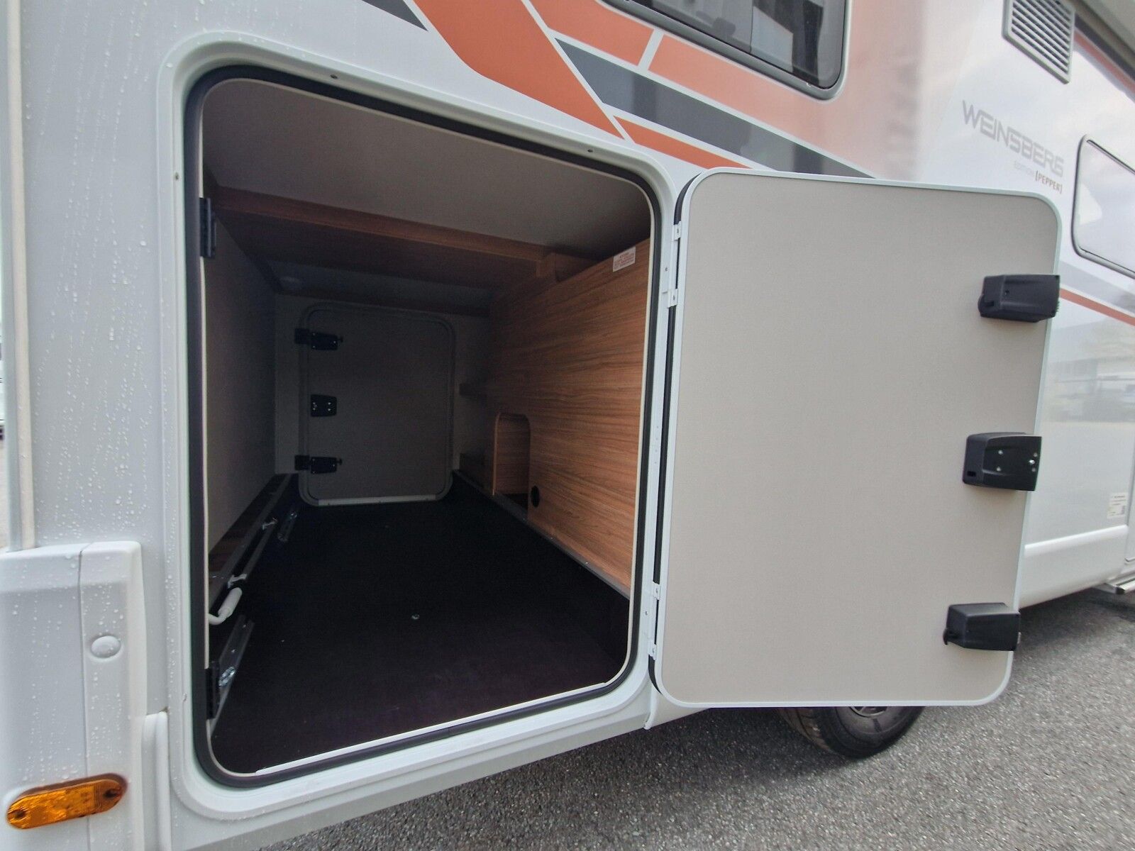 Fahrzeugabbildung Weinsberg CaraCompact EDITION PEPPER 600 MEG