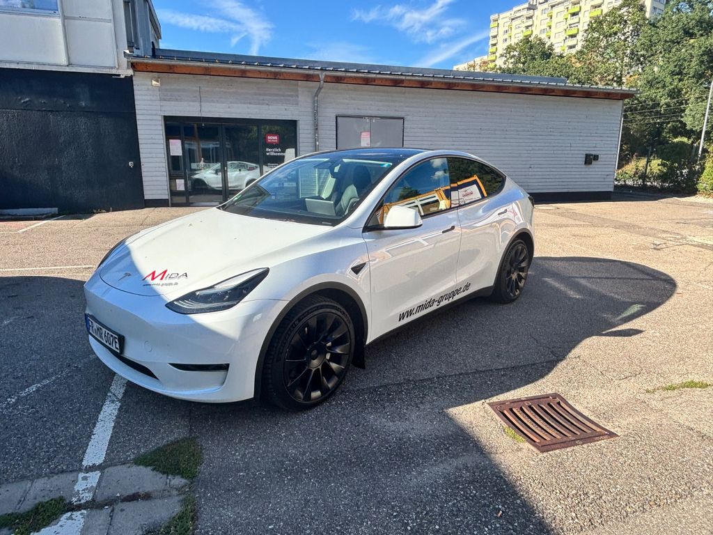 Image of Tesla Model Y
