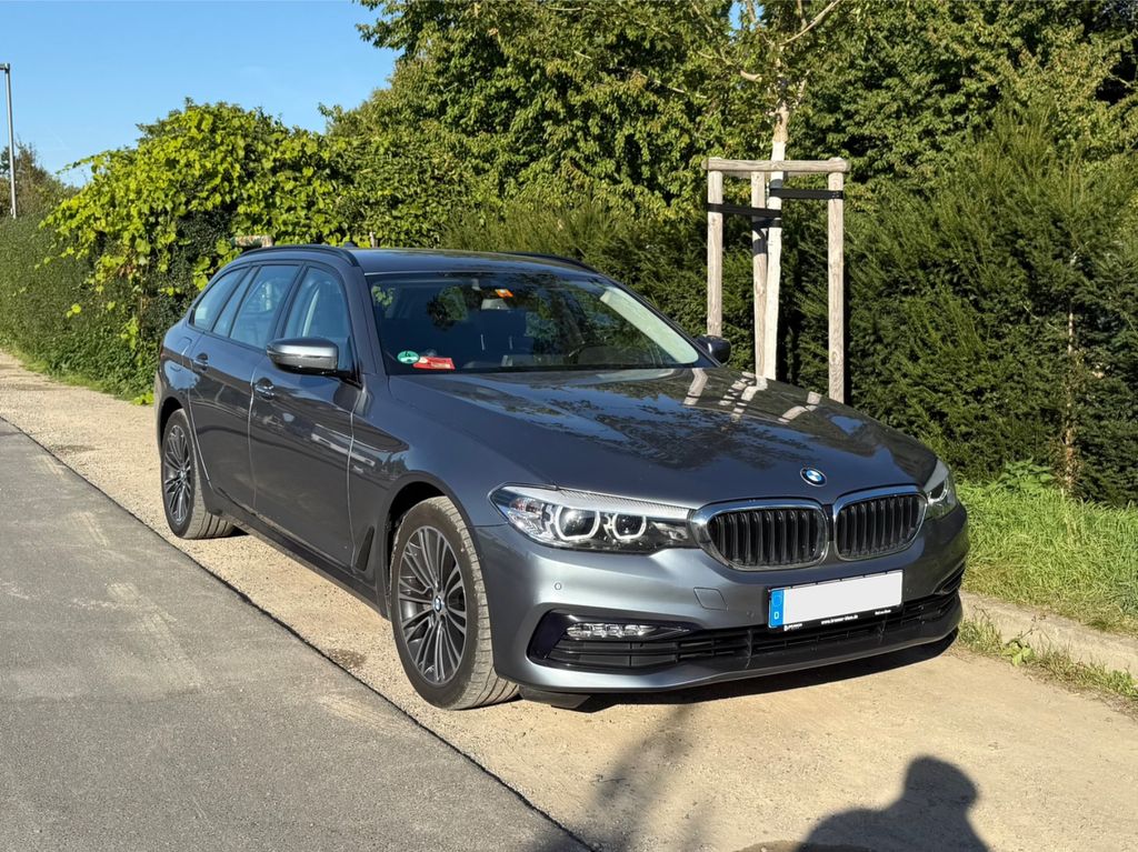 Image of BMW 530