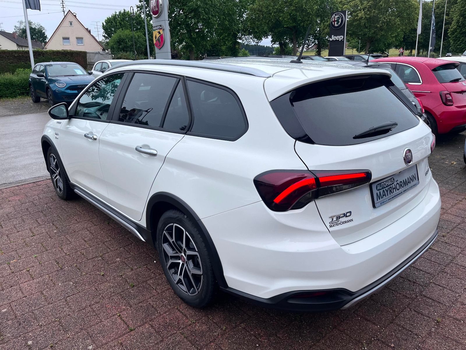 Fahrzeugabbildung Fiat Tipo Cross